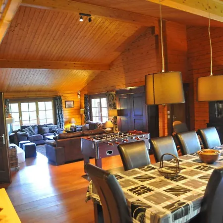 Beautiful Wooden Chalet With Large Garden And Balcony, Located In